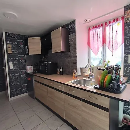 Nuit En Amoureux Holiday home Lignieres-Orgeres